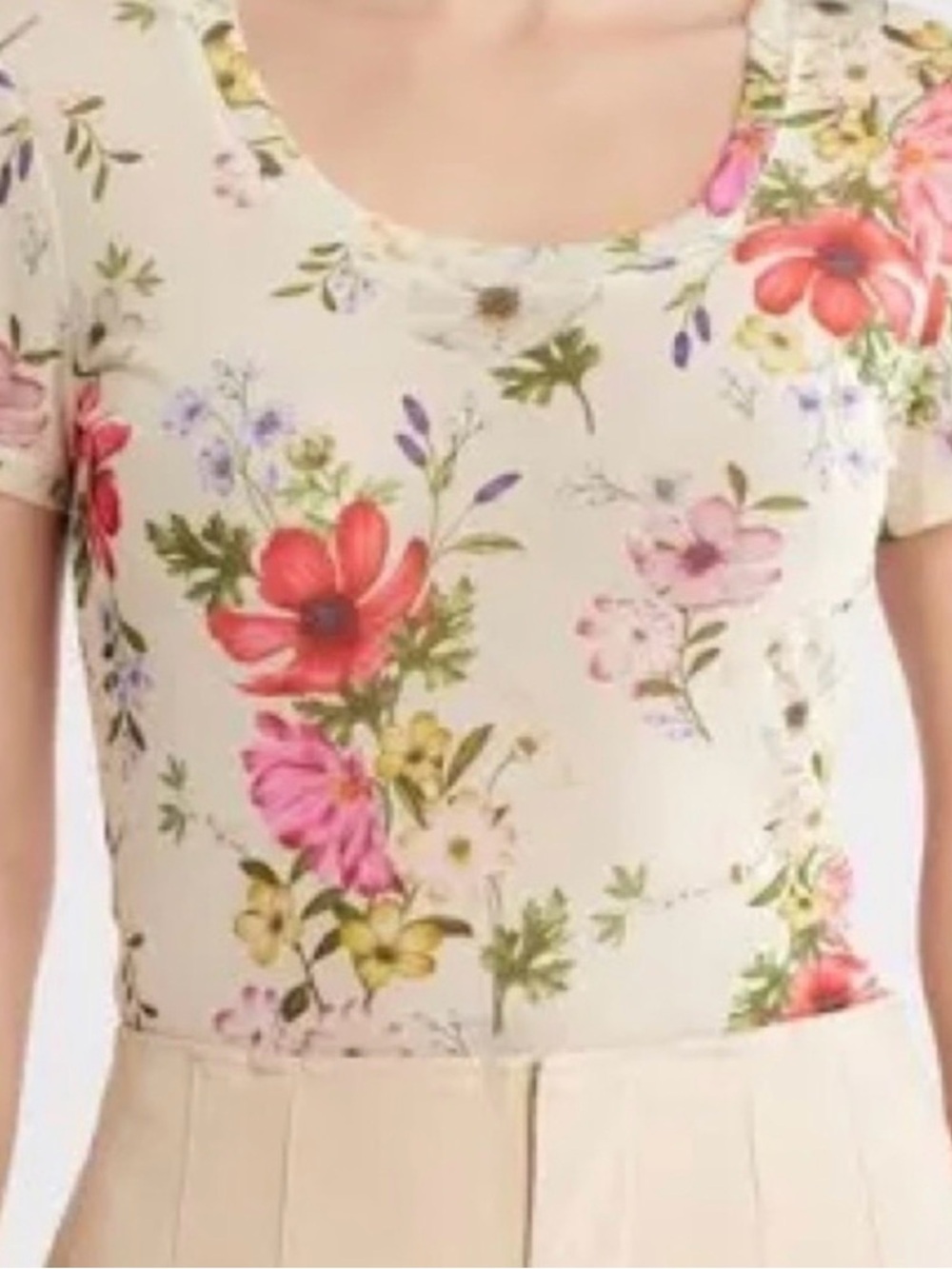 Avec Les Filles Cream Floral Scoop Neck Short Sleeve Mesh Top